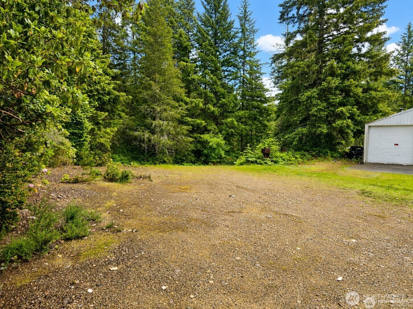 1170 Ne Shoe Lake Road Property Photo 3