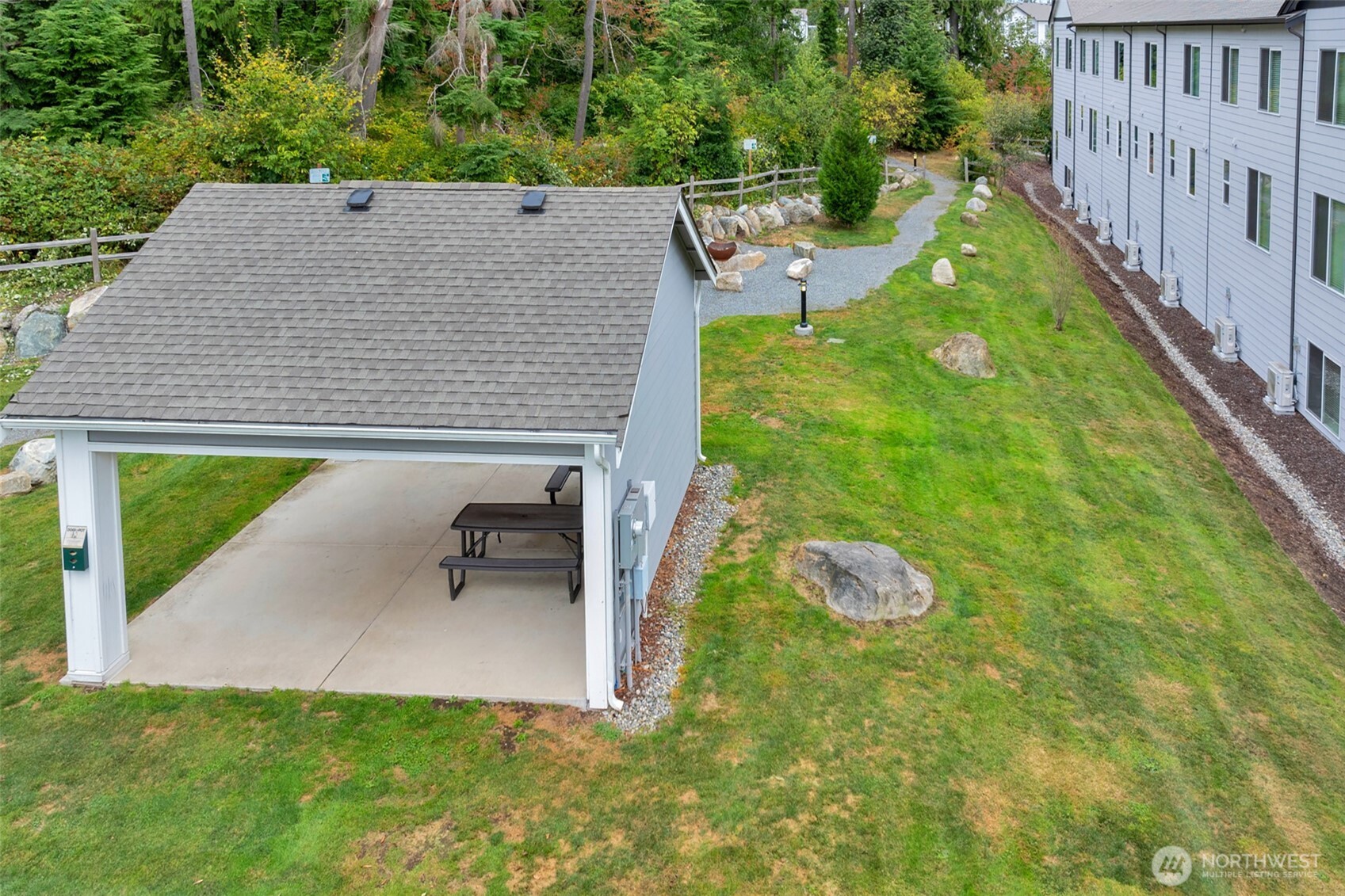 2009 101st Avenue 3 Property Photo 28
