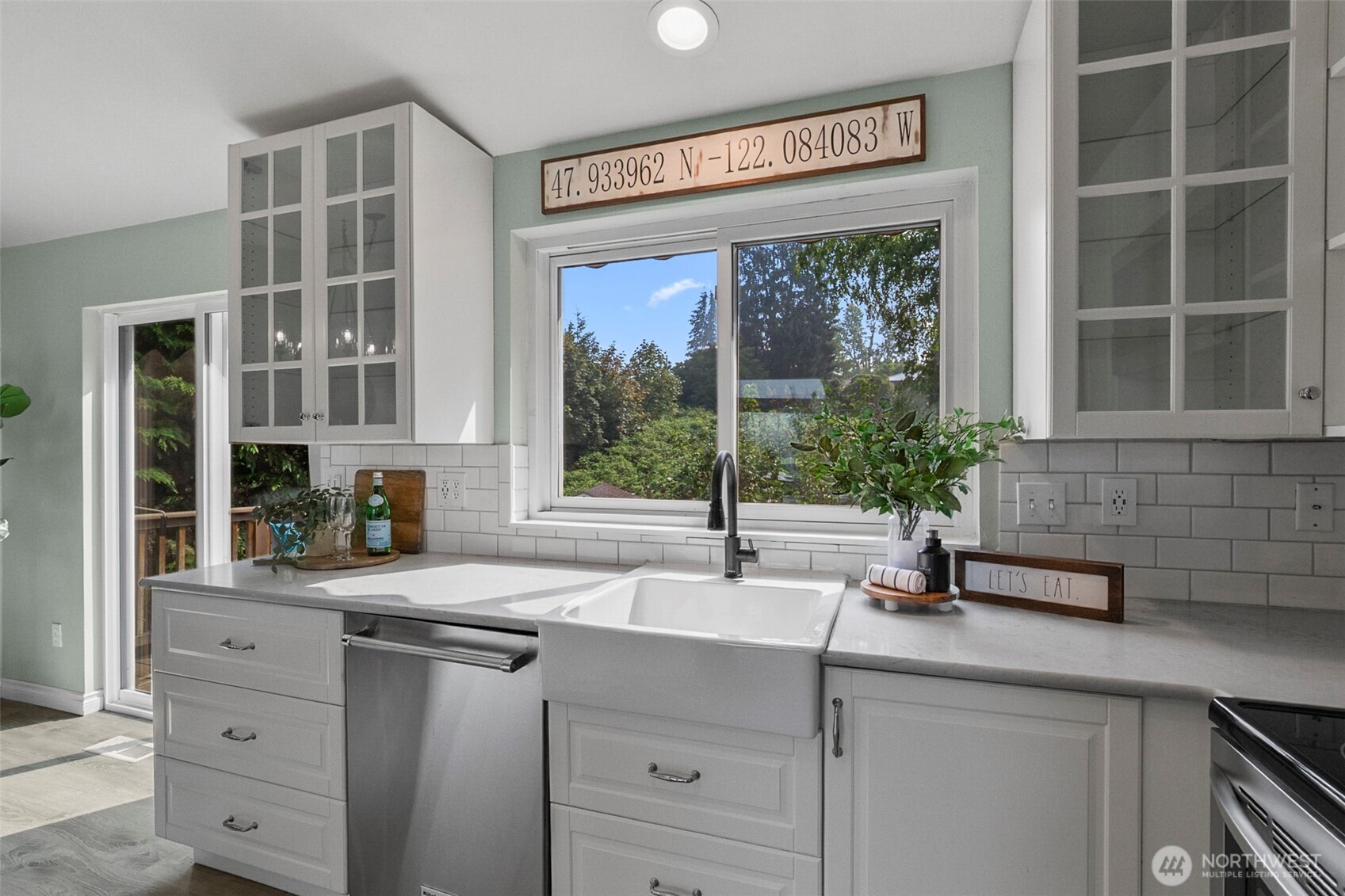 302 18th Place Property Photo 12
