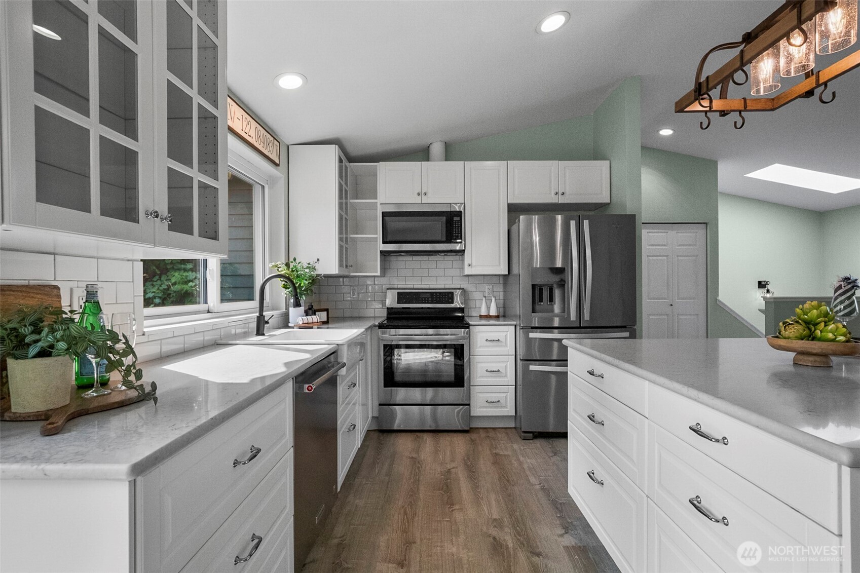 302 18th Place Property Photo 13