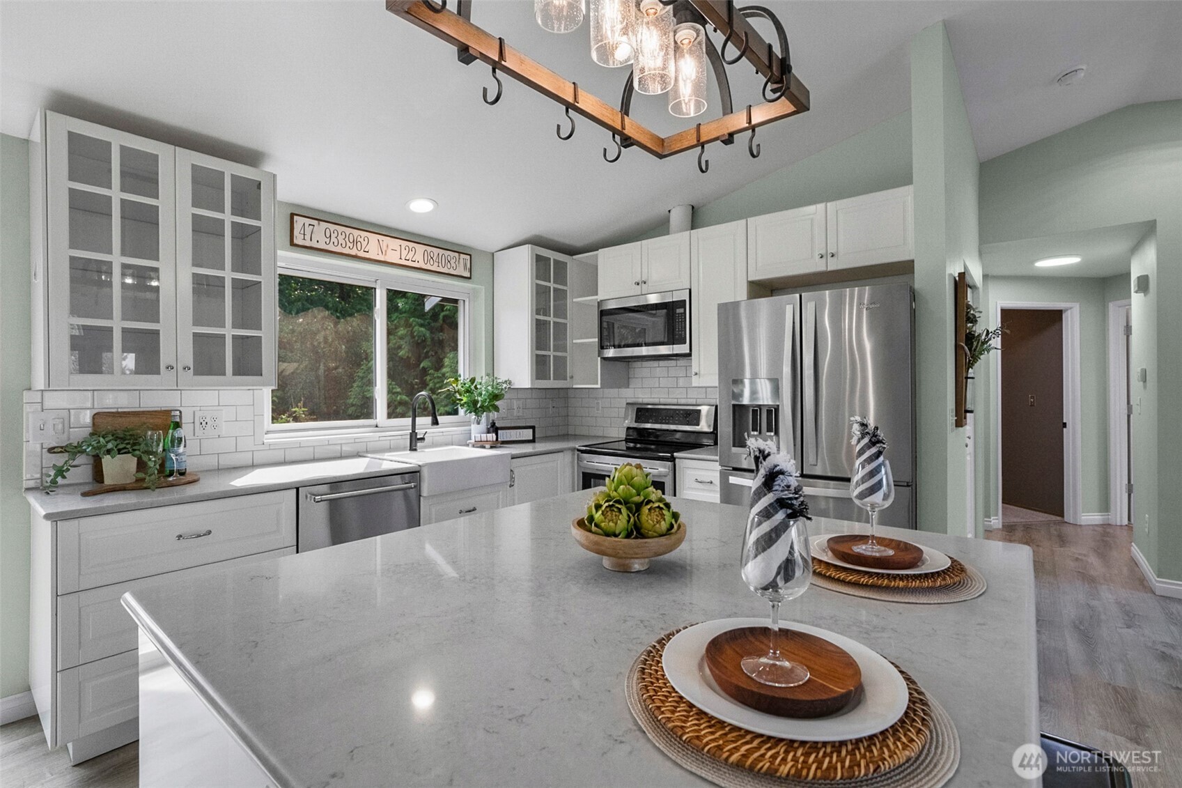302 18th Place Property Photo 15