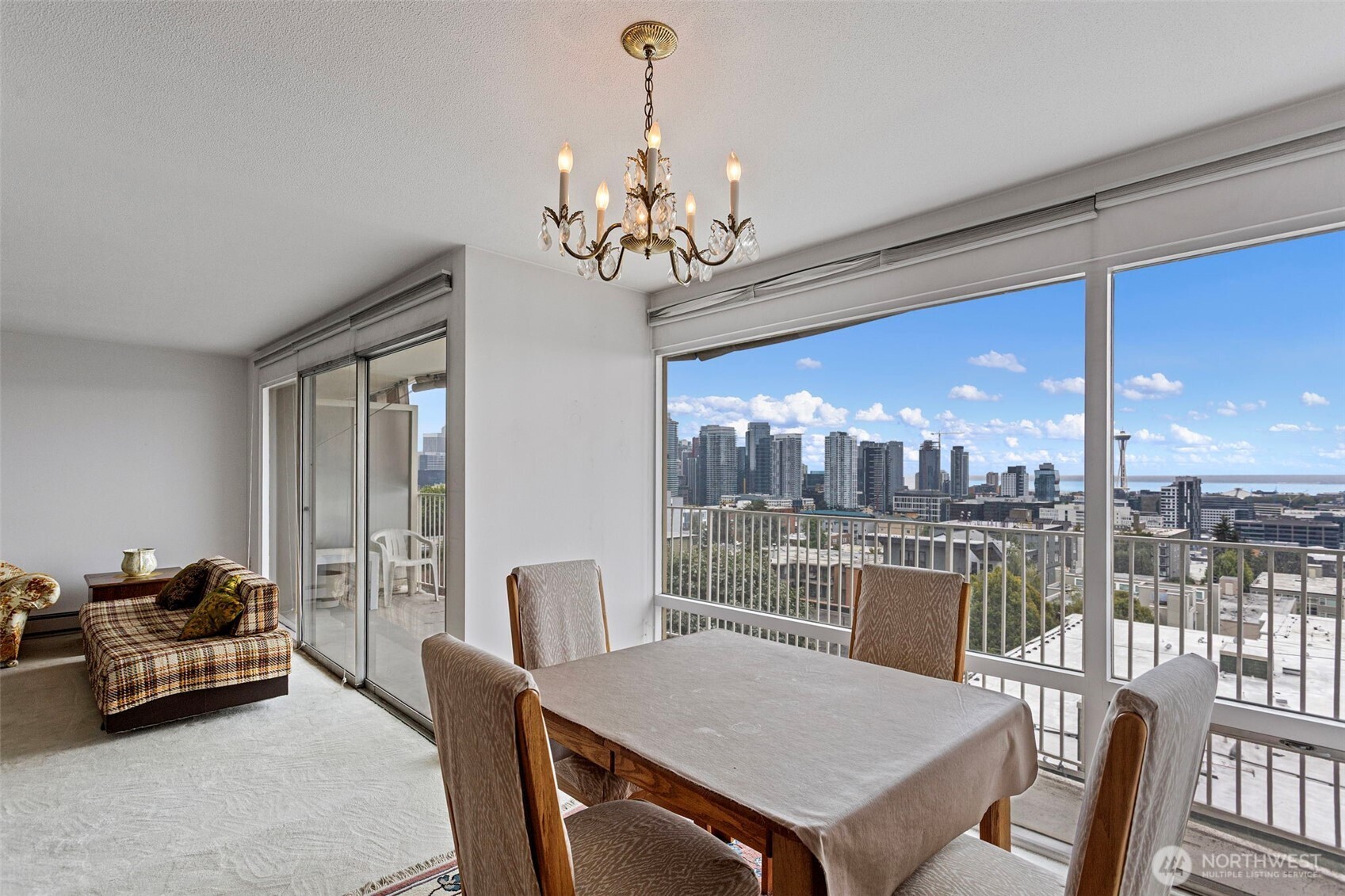 525 Belmont Avenue 6c Property Photo 7