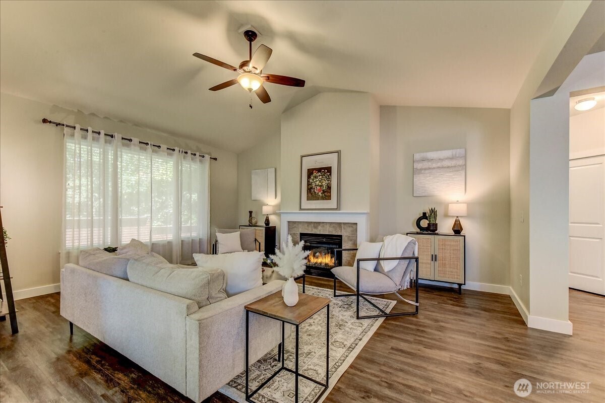 4708 Mount Baker Loop Property Photo 8