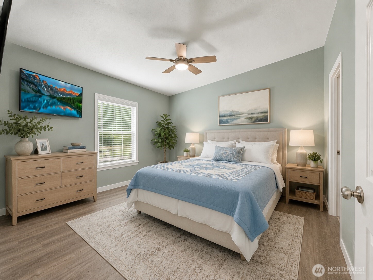 4332 Lakeview Court Property Photo 10