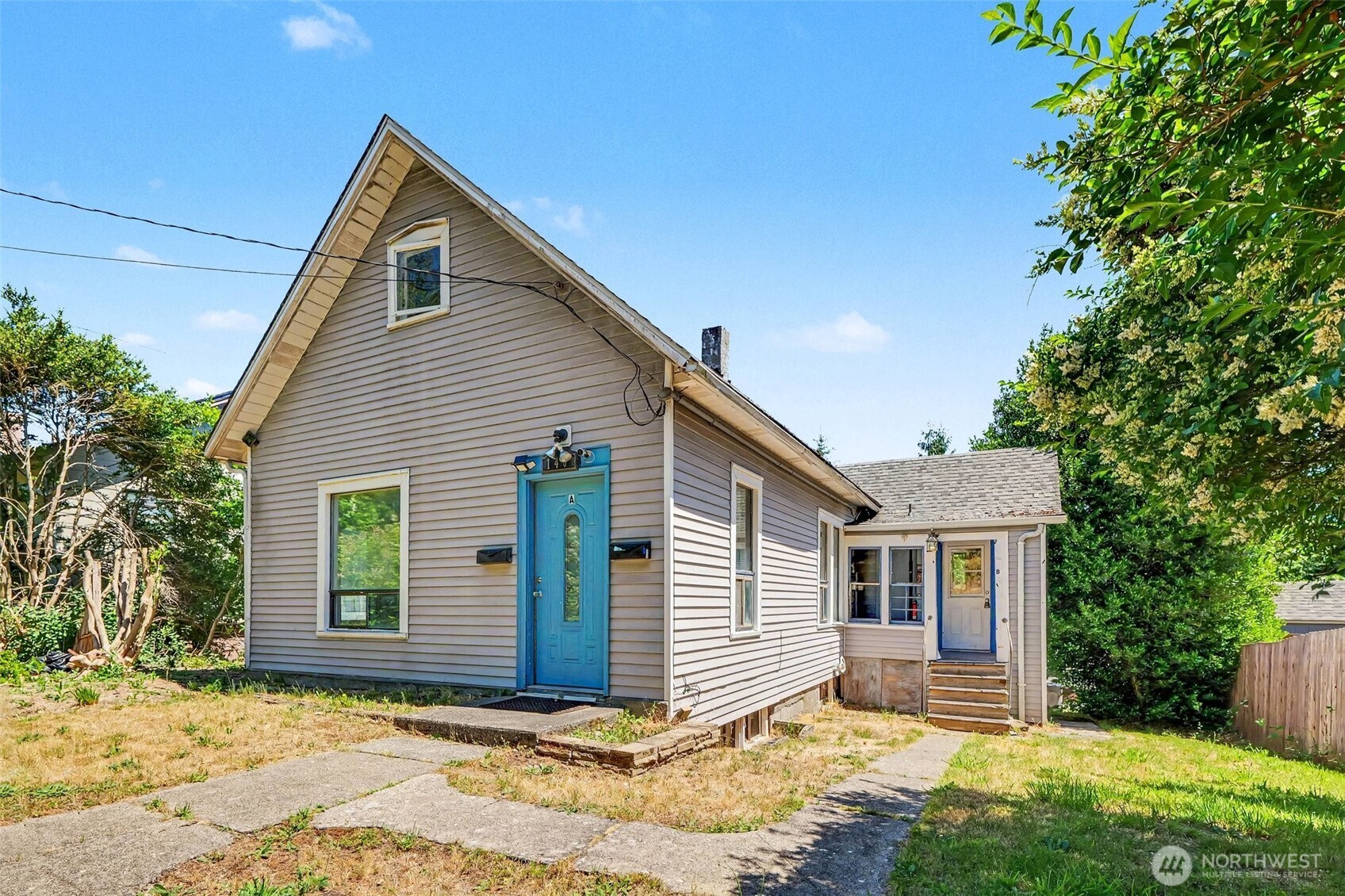 140 S Cambrian Avenue Property Photo 1