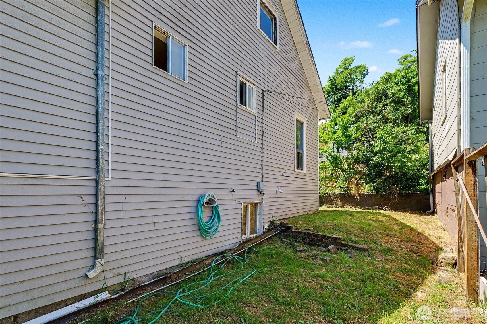 140 S Cambrian Avenue Property Photo 26