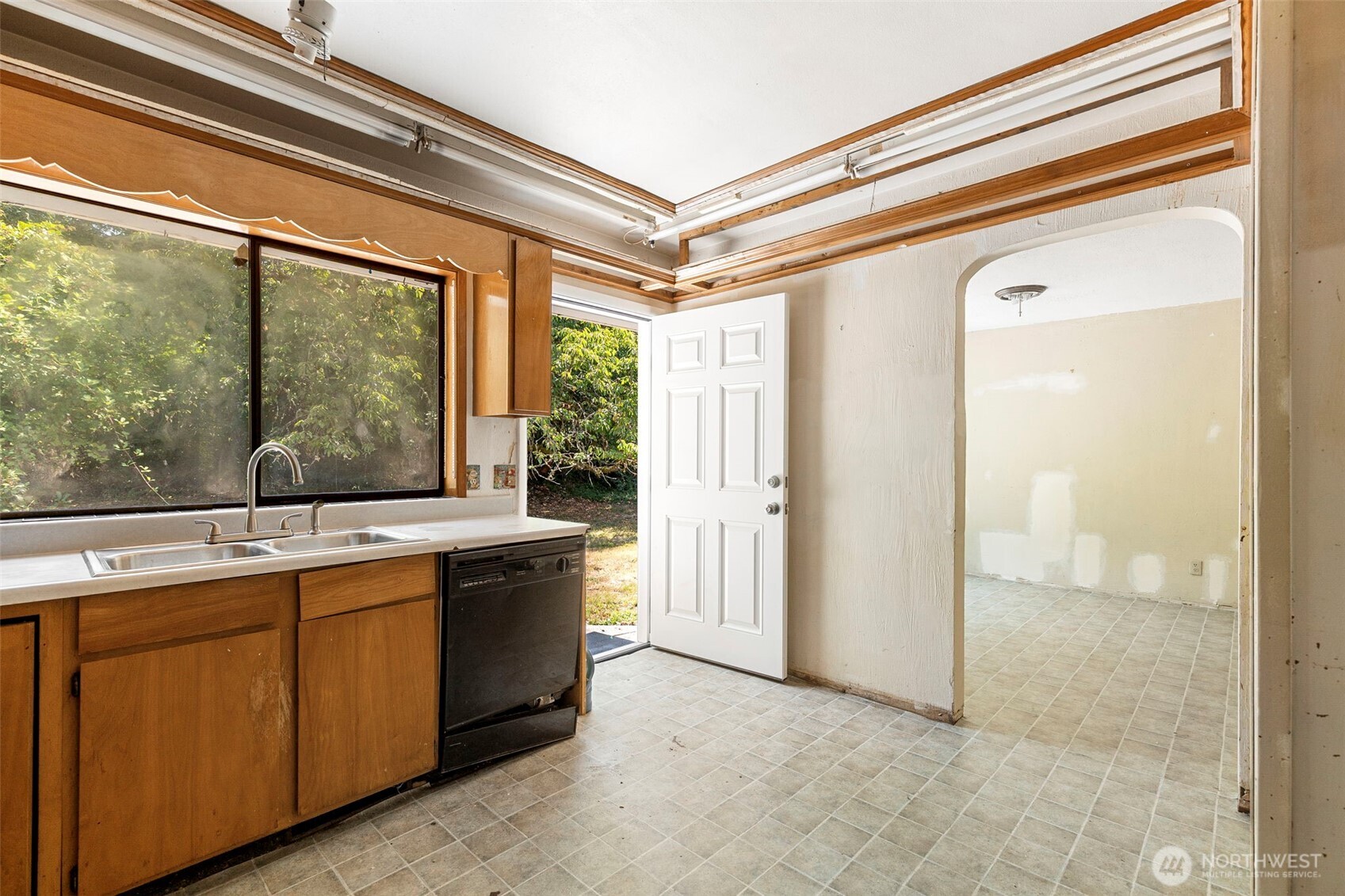 1087 Baby Doll Road Property Photo 9