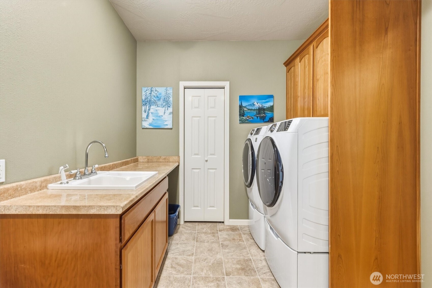 347 Ferncrest Road Property Photo 13