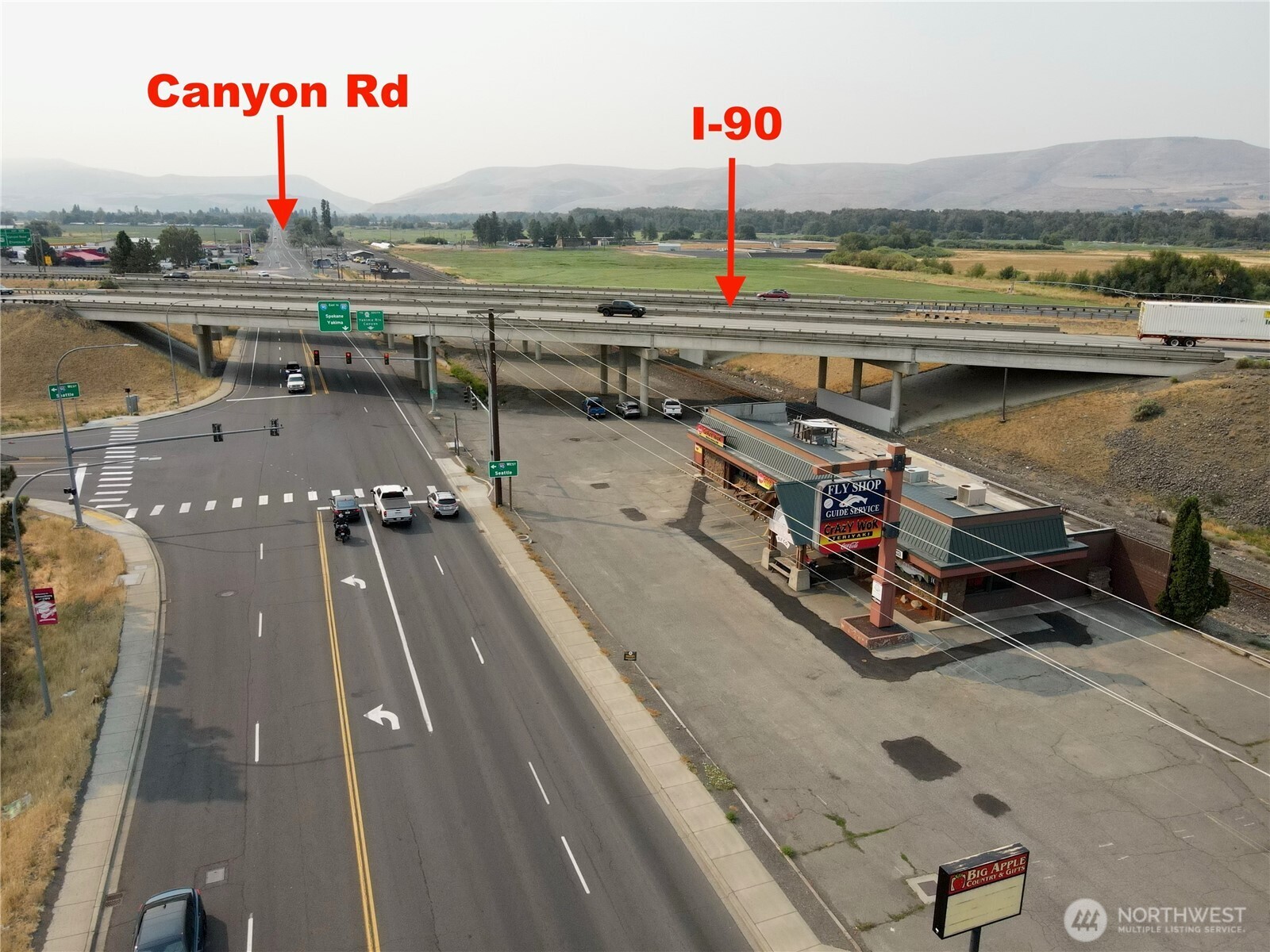 1713 S Canyon Road Property Photo 2