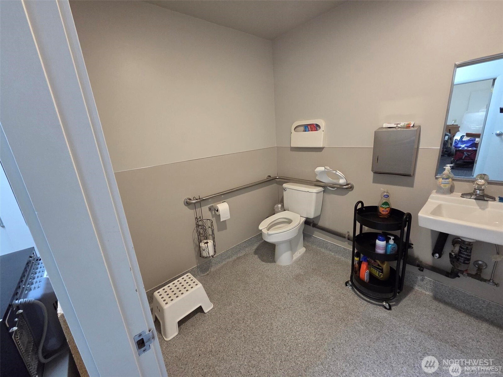 7705 Evergreen Way G7 Property Photo 7