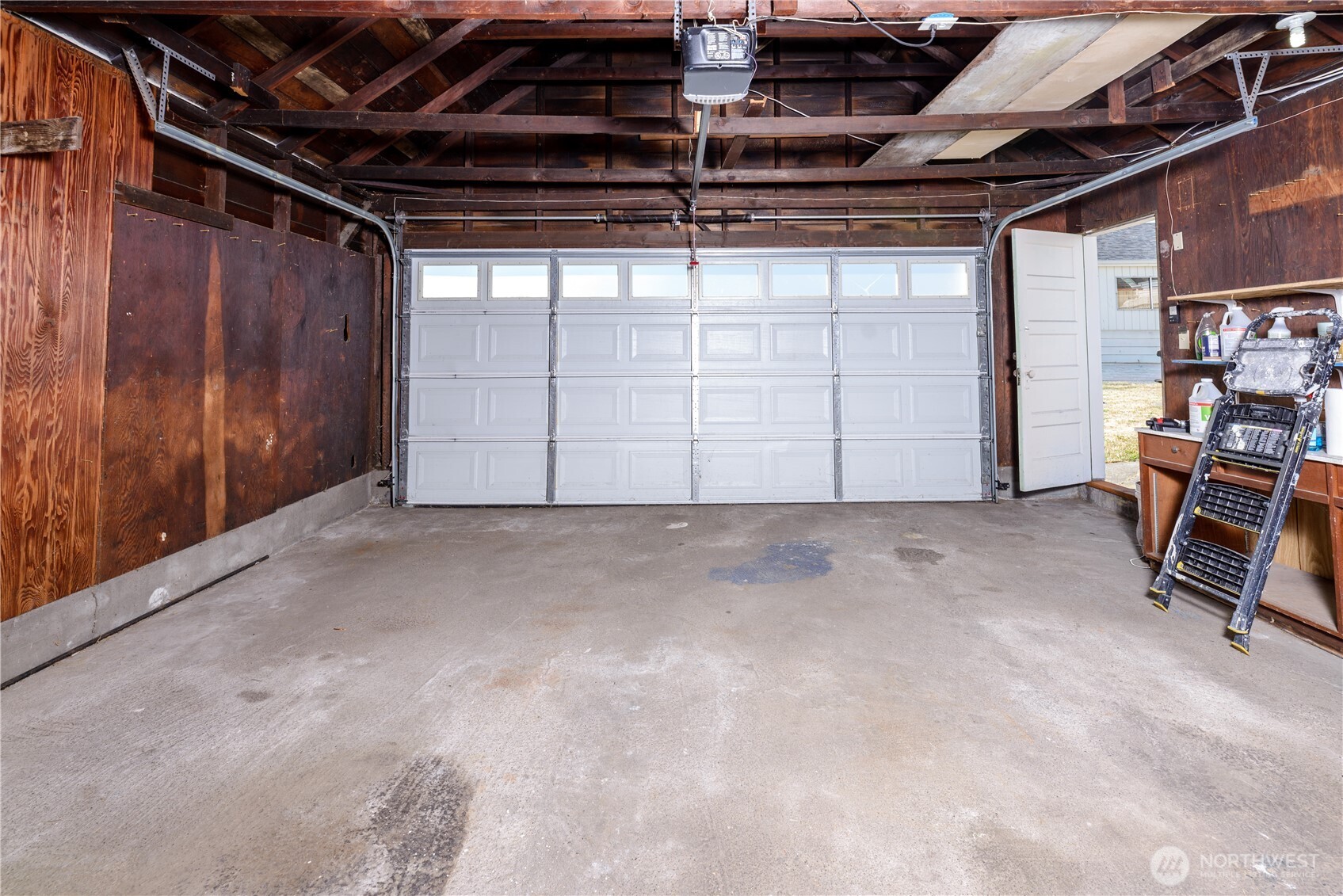 432 E Front Street Property Photo 33