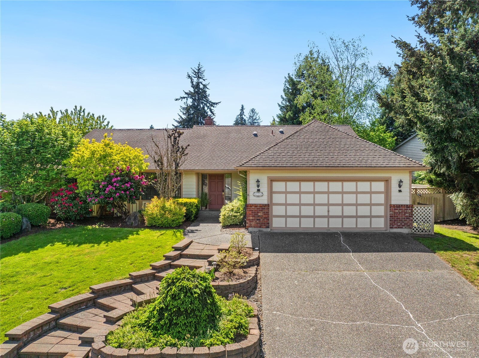 826 169th Place Property Photo 1