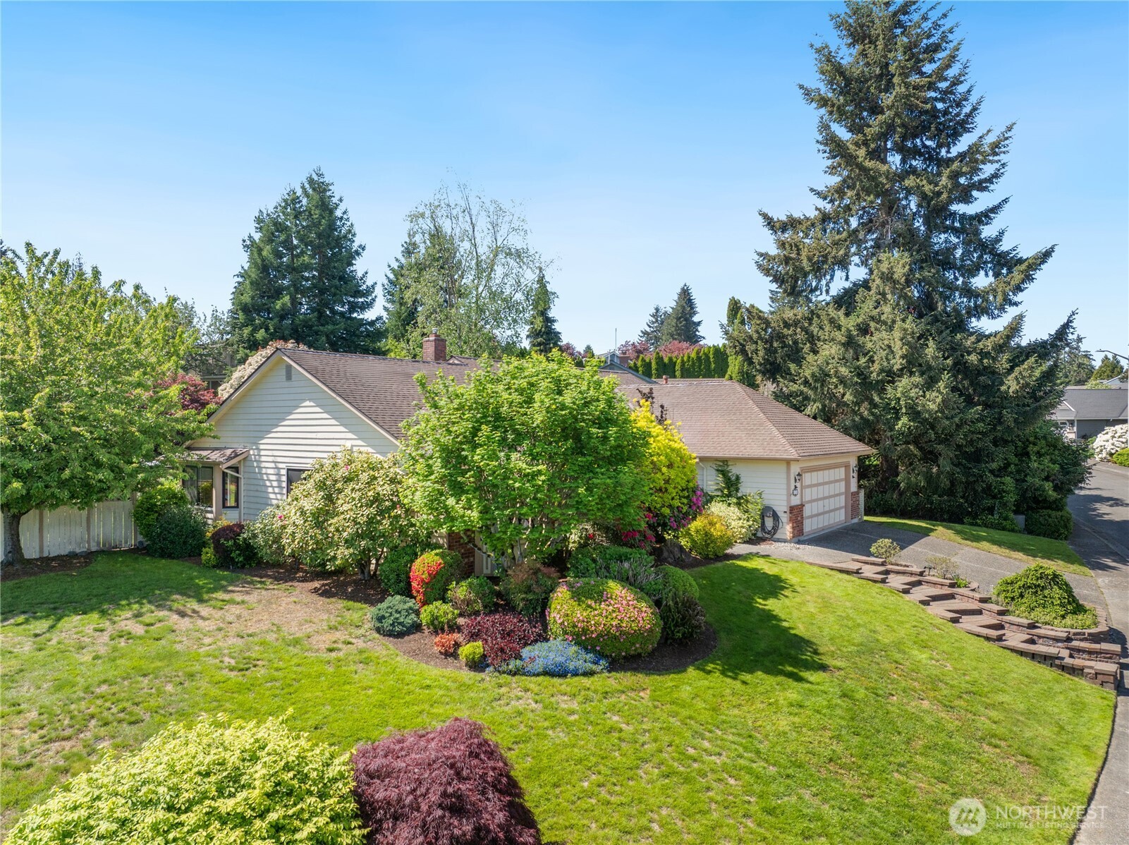 826 169th Place Property Photo 27