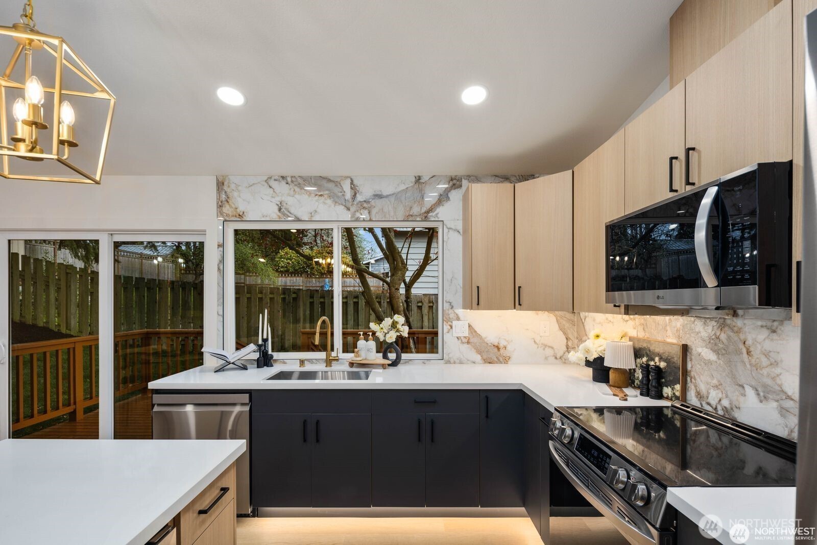 7211 182nd Street Property Photo 18