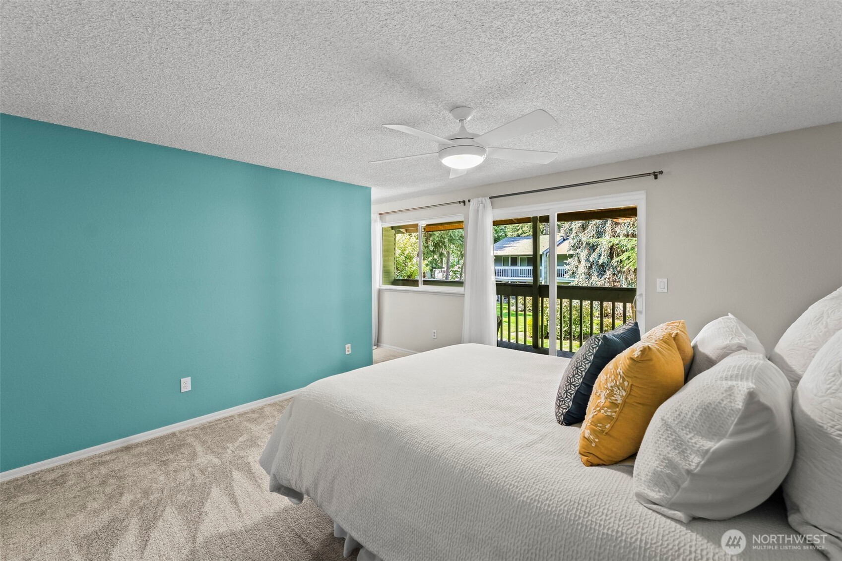 5527 Bridgeport Way C Property Photo 19