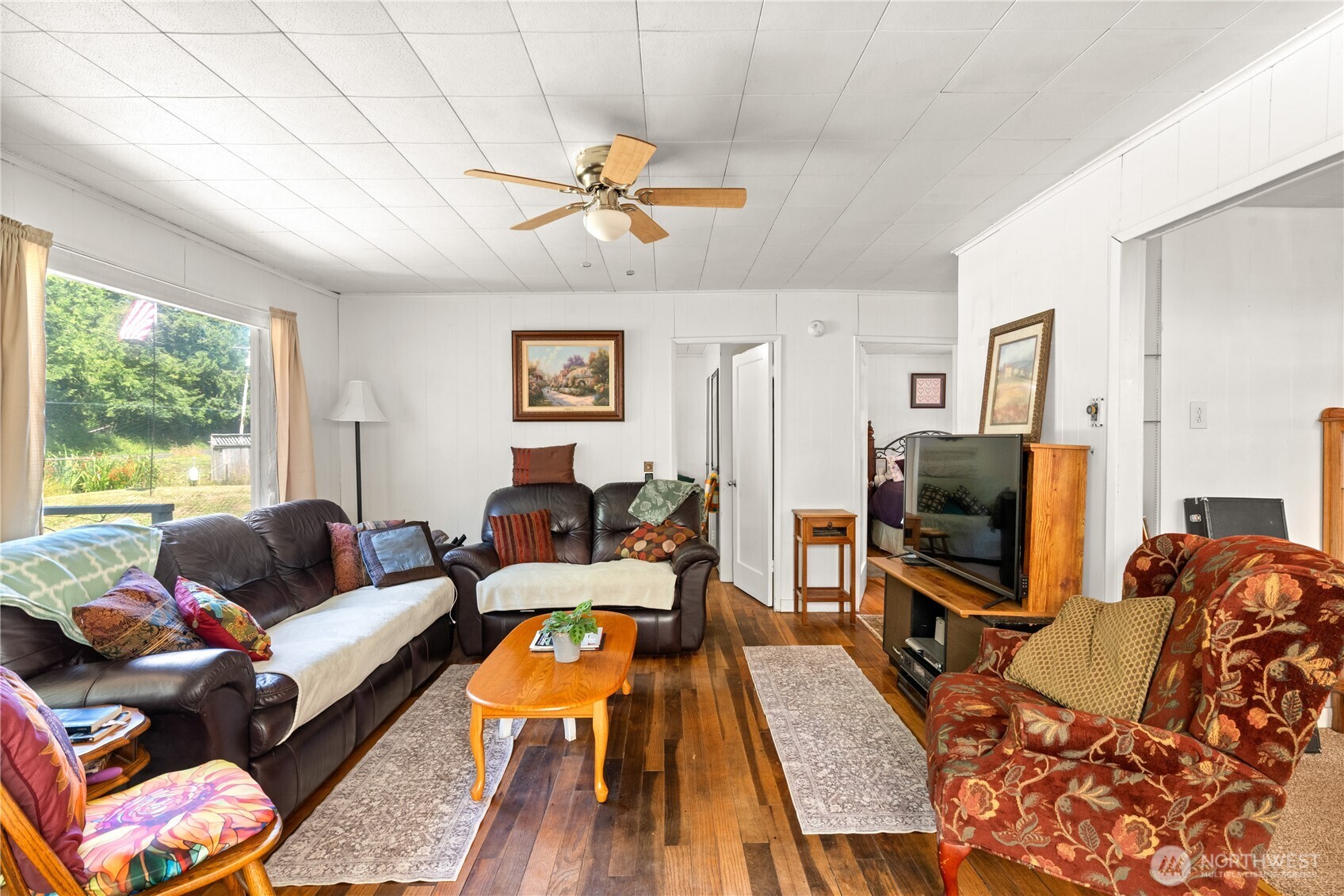 2584 State Route 105 Property Photo 4