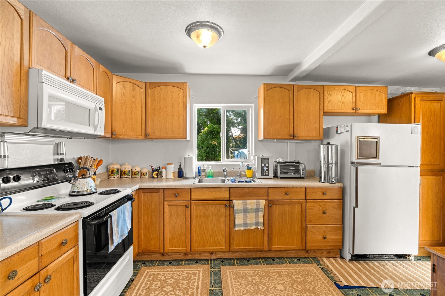 2584 State Route 105 Property Photo 14