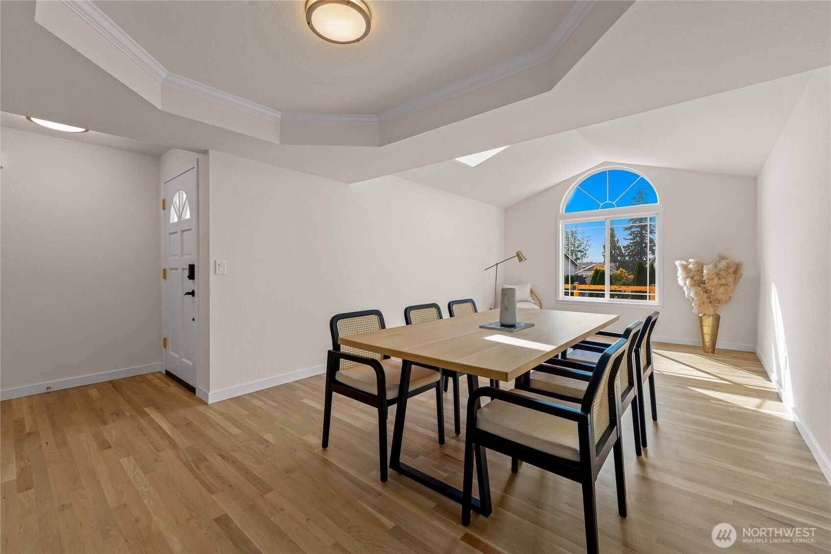 1812 Lumley Avenue Property Photo 14
