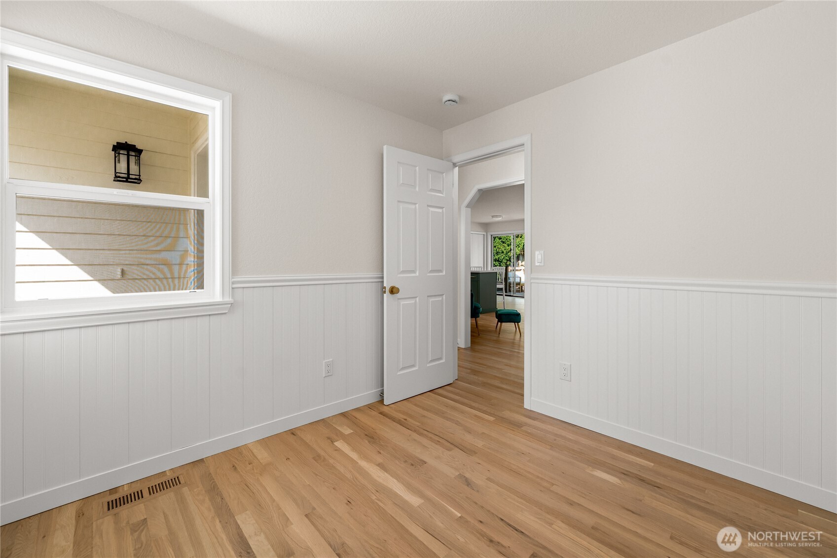 1812 Lumley Avenue Property Photo 31