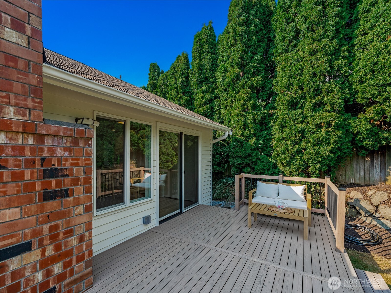 1812 Lumley Avenue Property Photo 33
