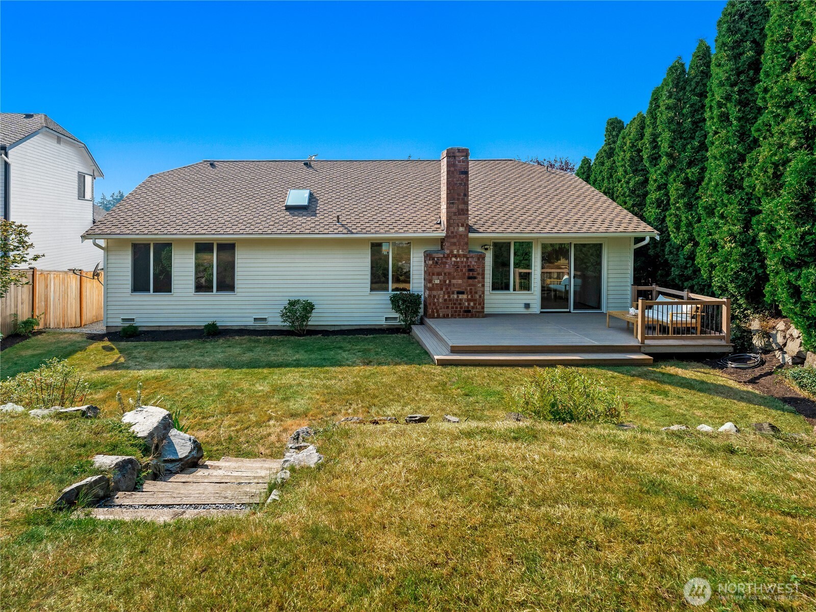 1812 Lumley Avenue Property Photo 37
