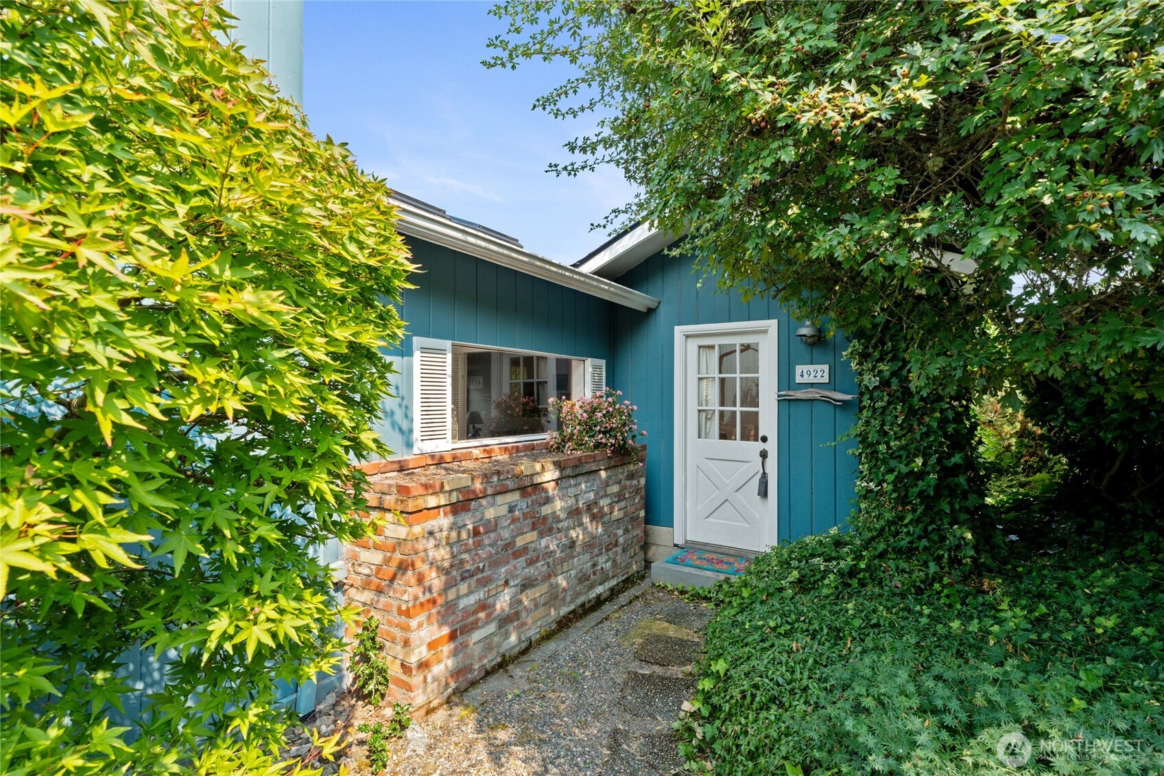 4922 Hyada Boulevard Property Photo 1