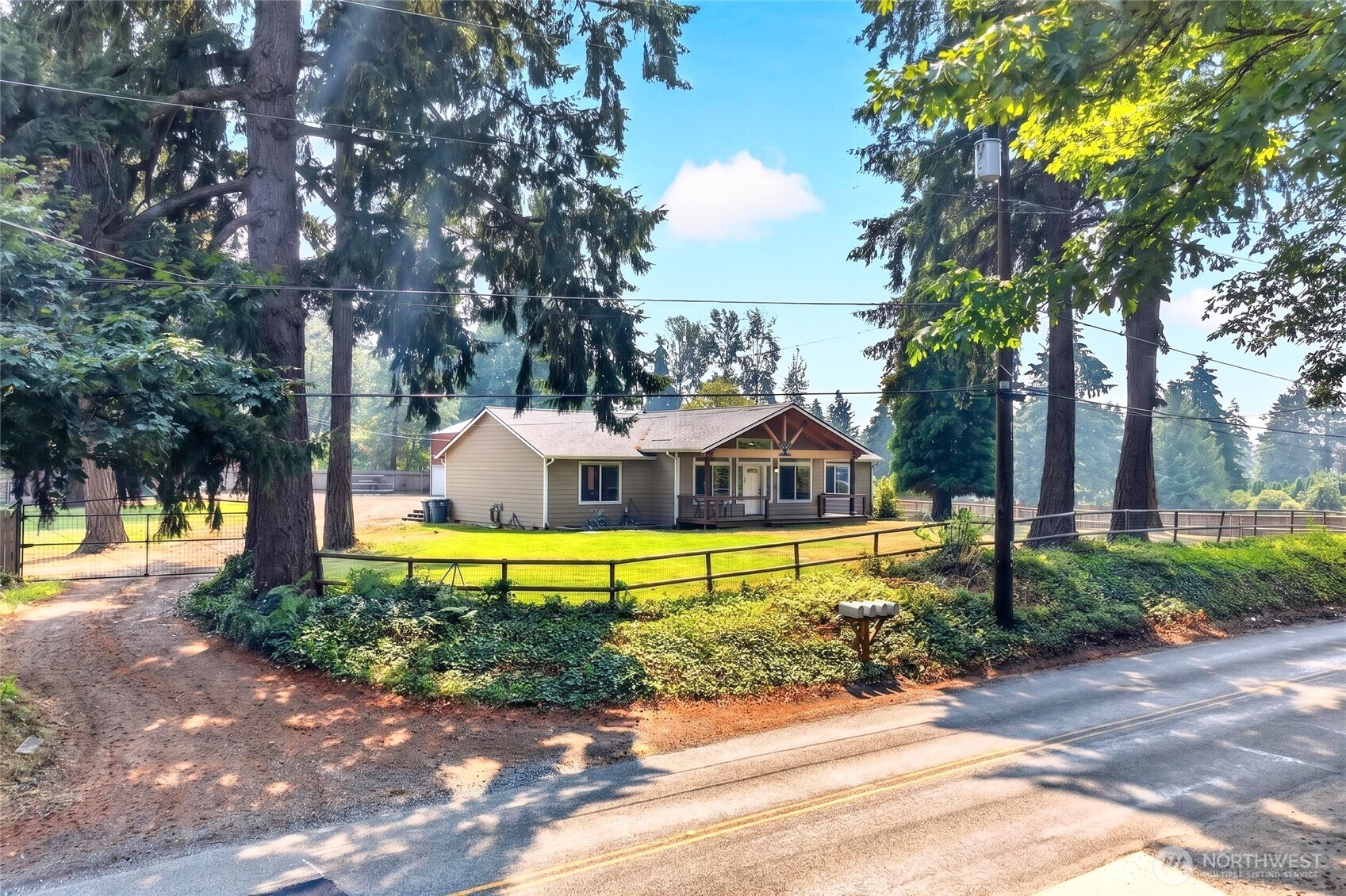 10516 36th Street Property Photo 1