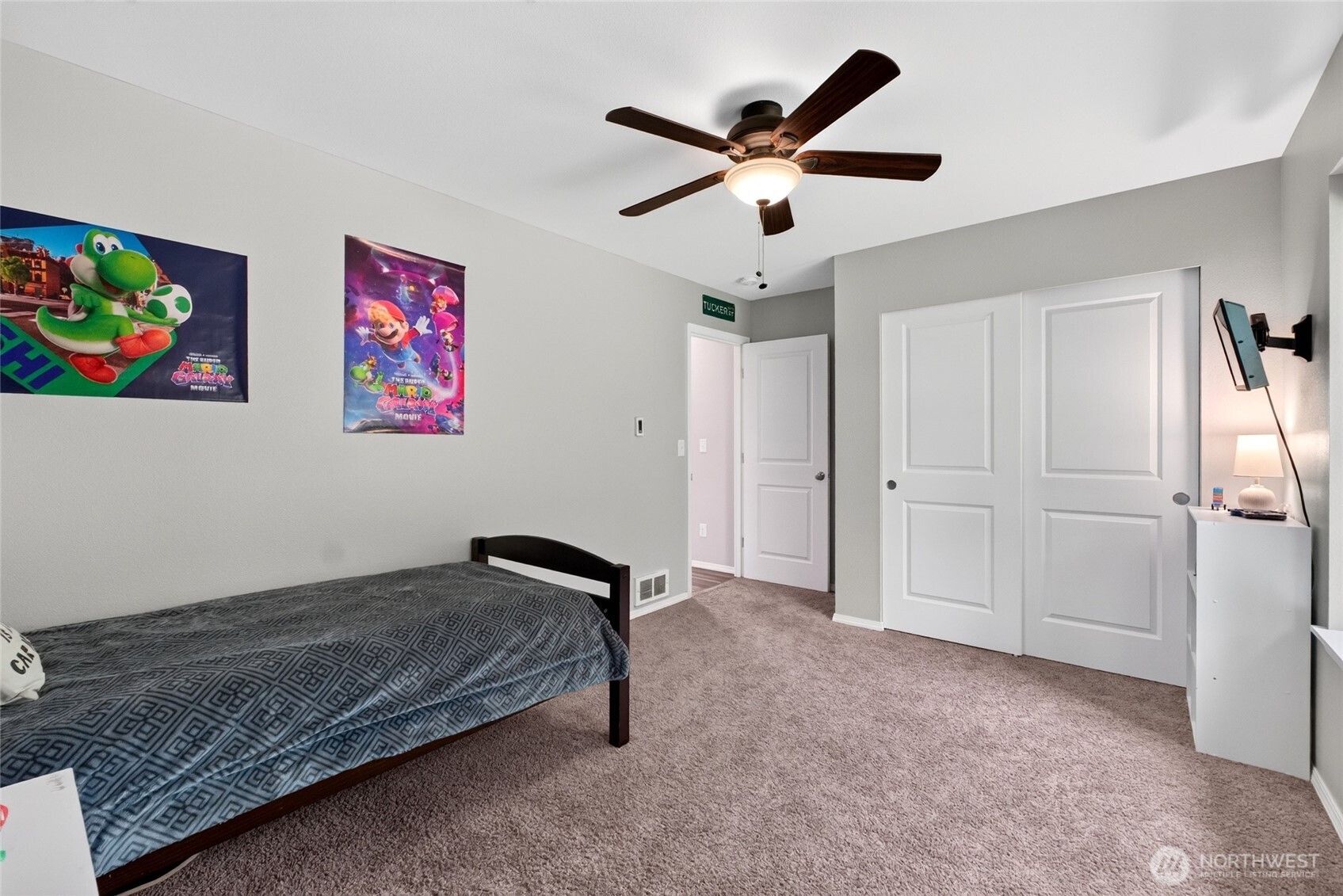 10516 36th Street Property Photo 22