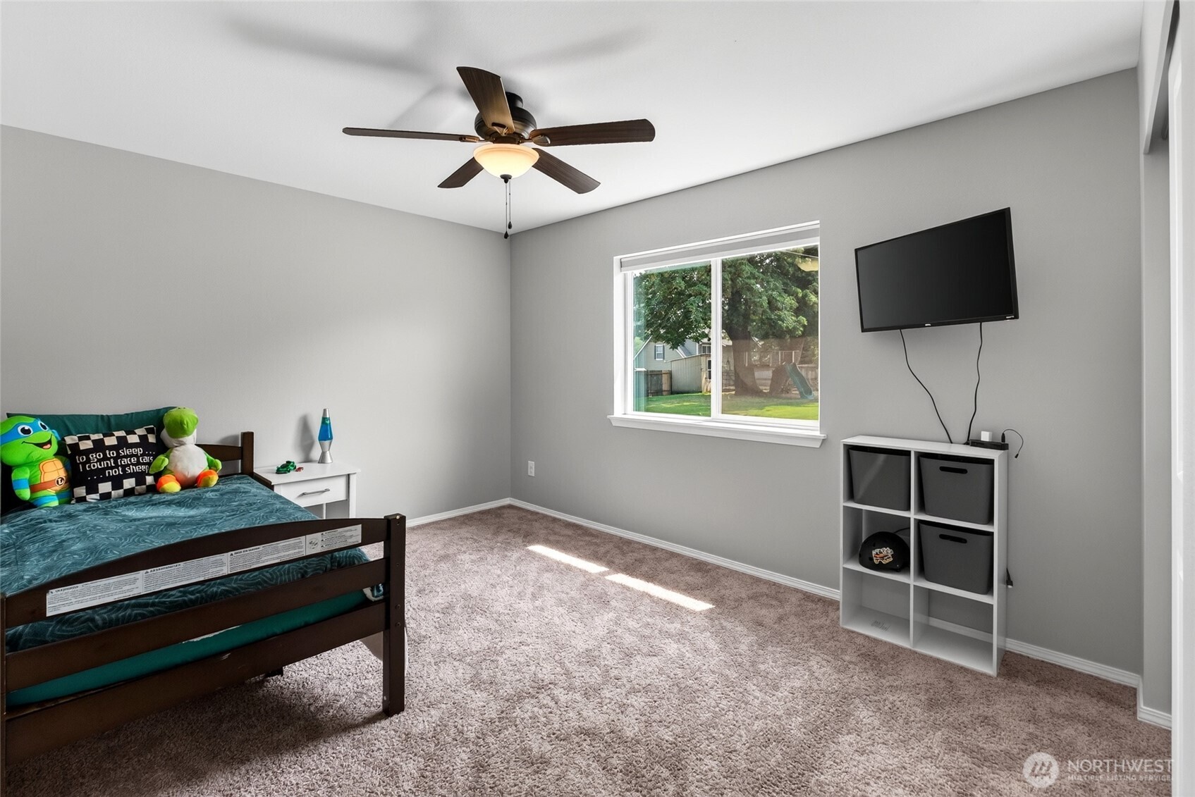 10516 36th Street Property Photo 24