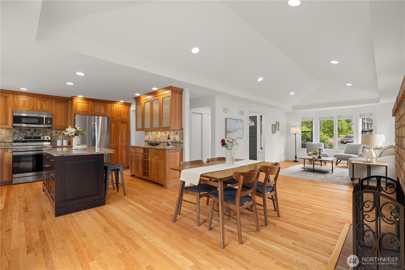14821 104th Avenue Property Photo 9