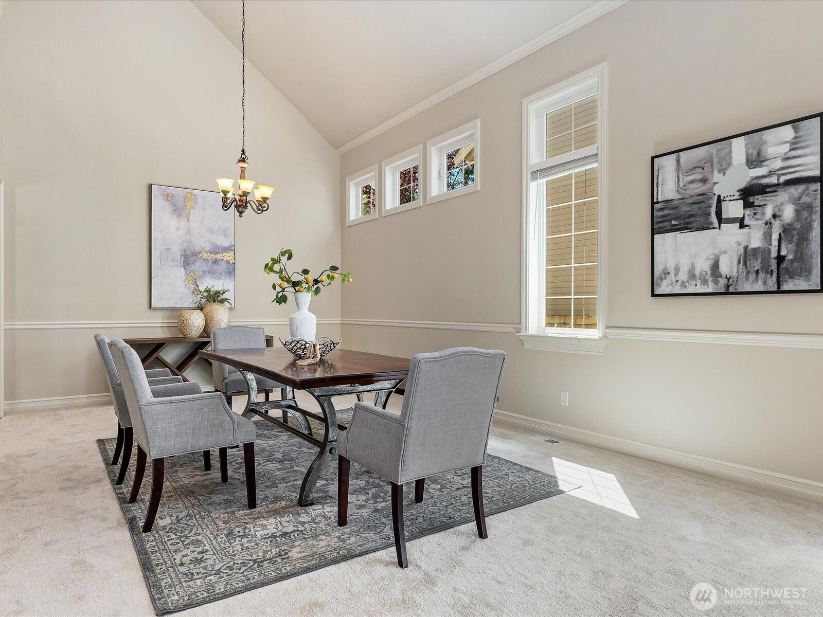 2058 211th Place Property Photo 3