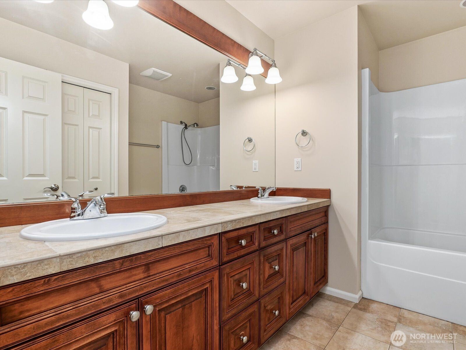 2058 211th Place Property Photo 20