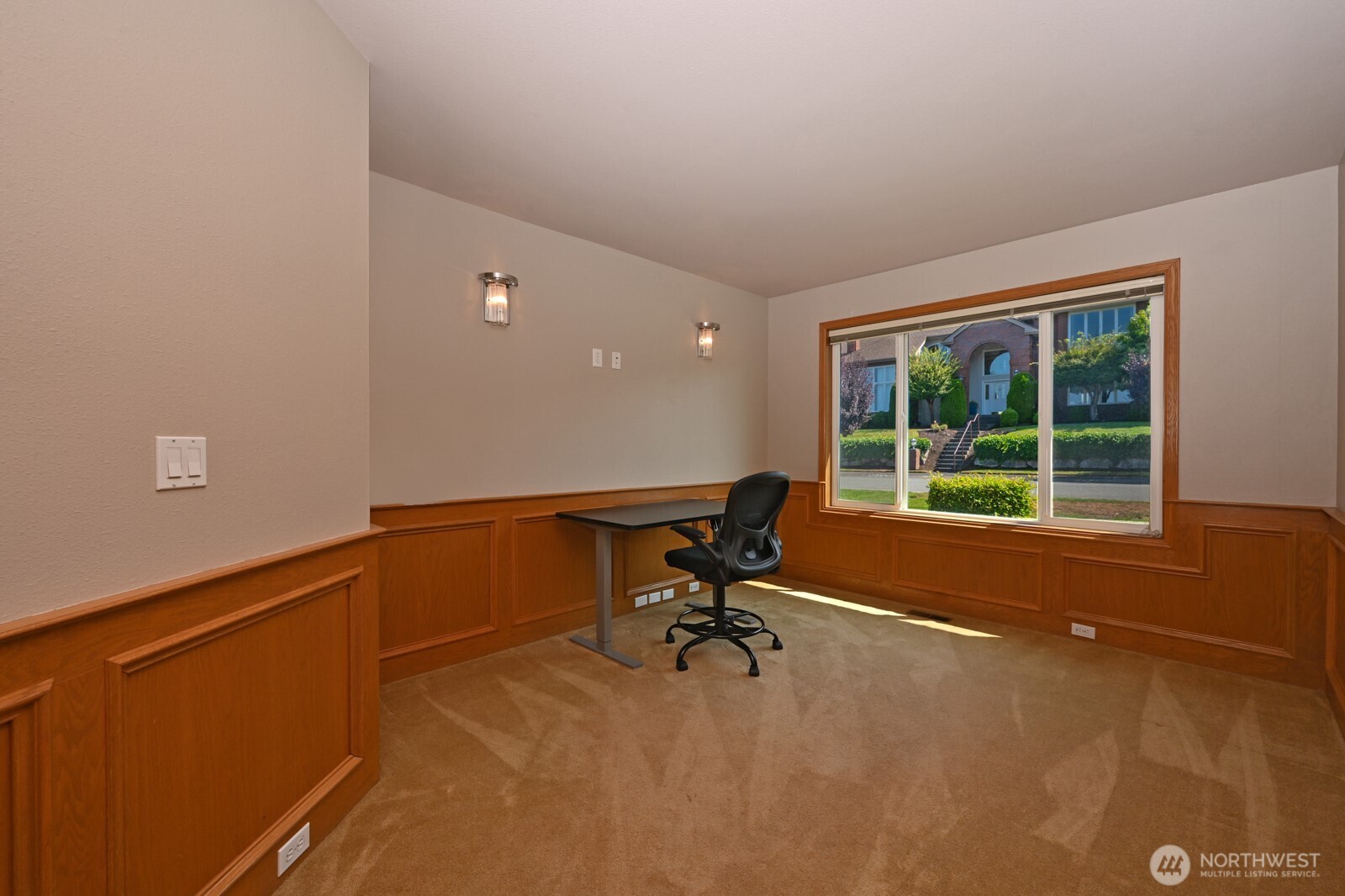 29917 1st Place Property Photo 6