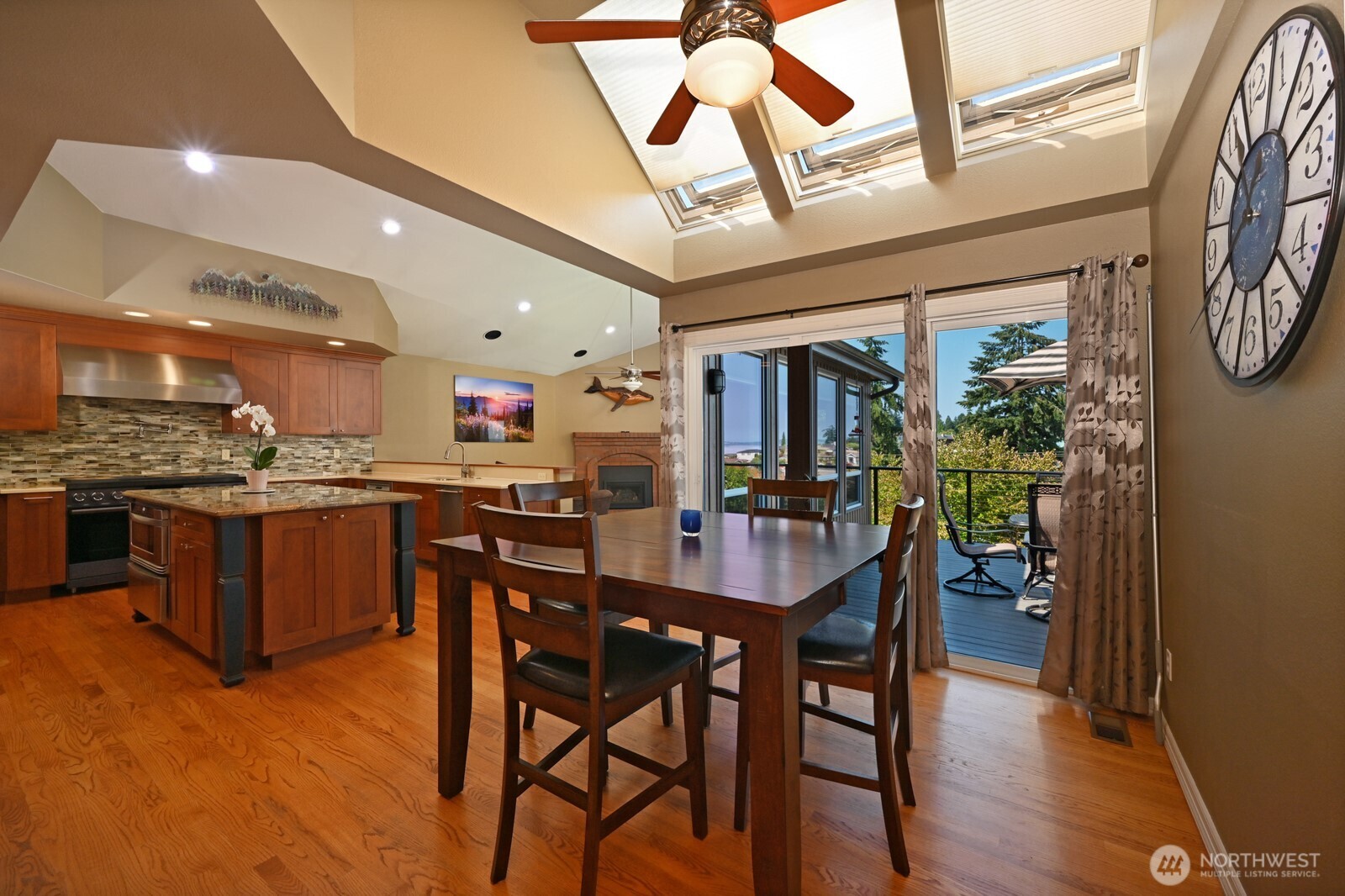29917 1st Place Property Photo 10