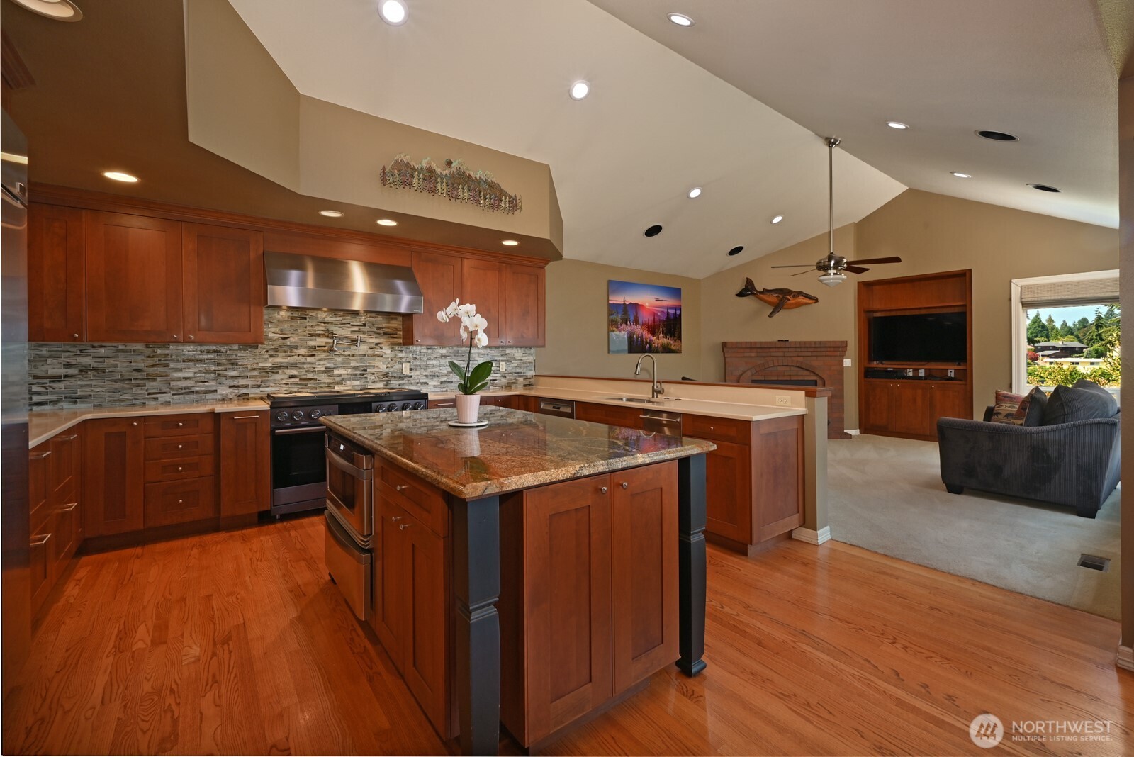 29917 1st Place Property Photo 11