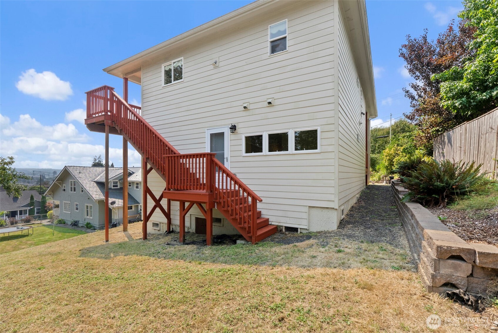 910 N Thornton Property Photo 35
