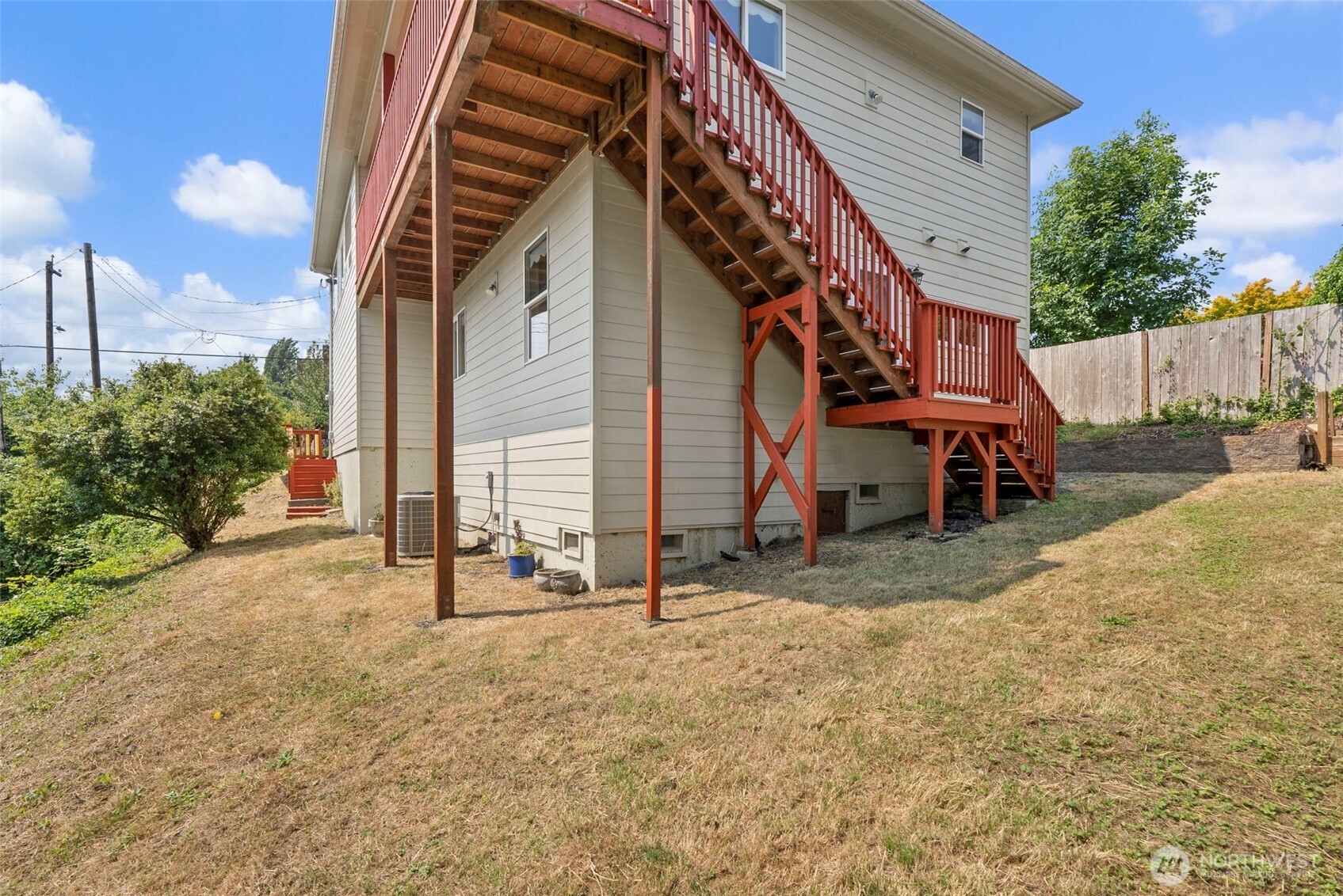910 N Thornton Property Photo 37