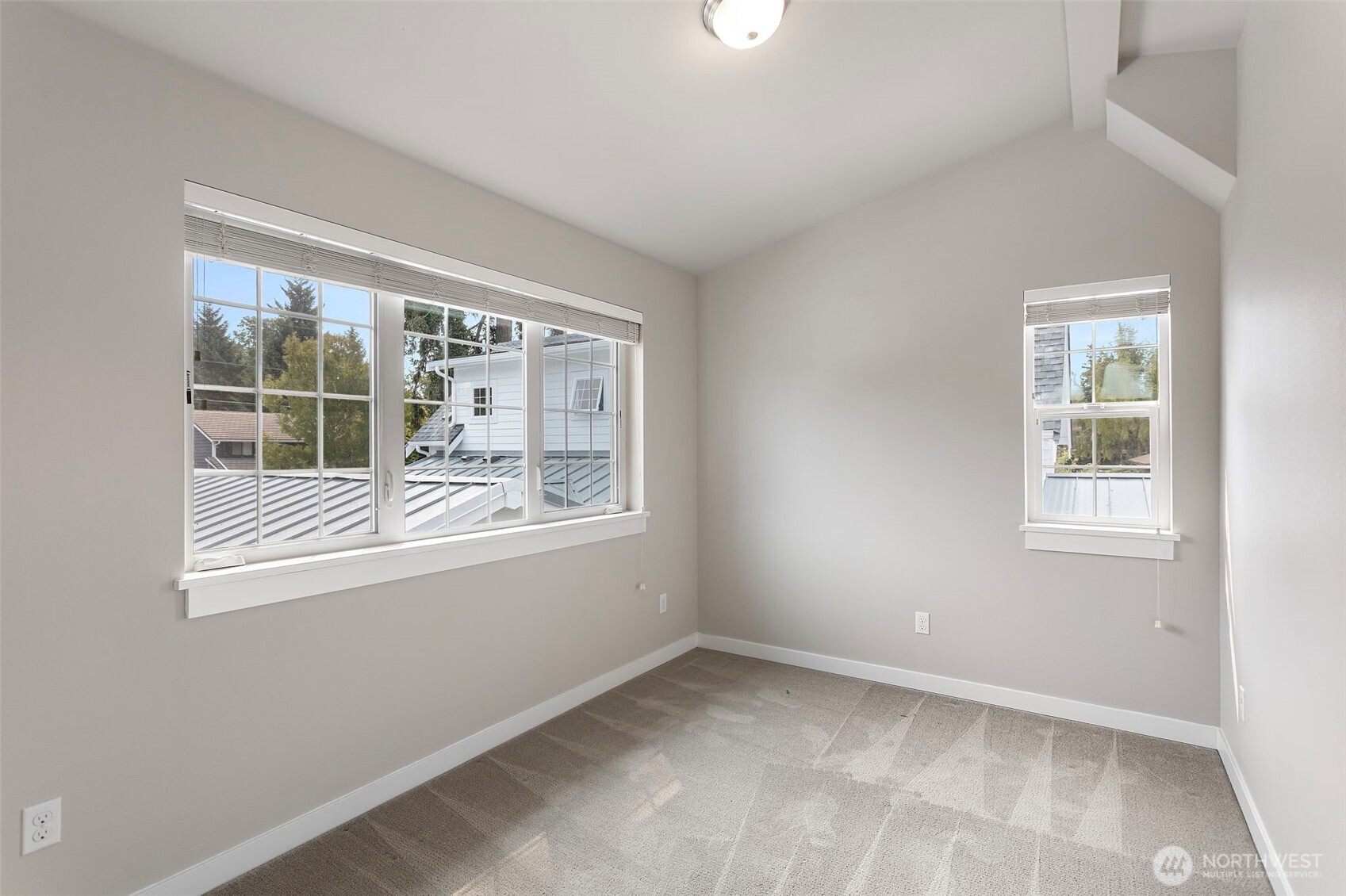 5402 80th Place K Property Photo 15