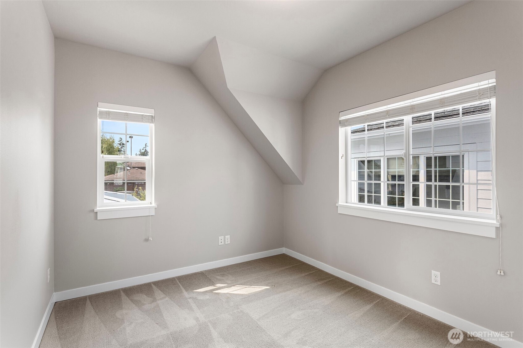 5402 80th Place K Property Photo 17