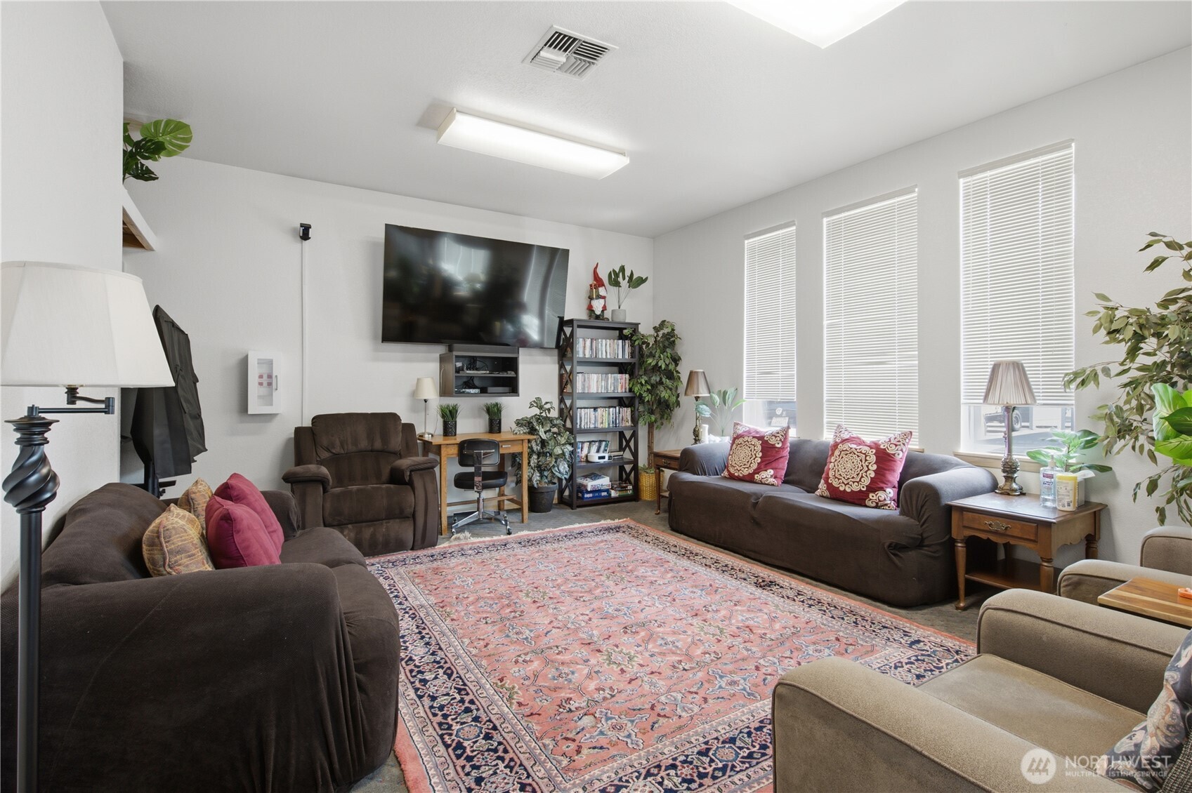 12611 109th Ct Ne J202 Property Photo 27