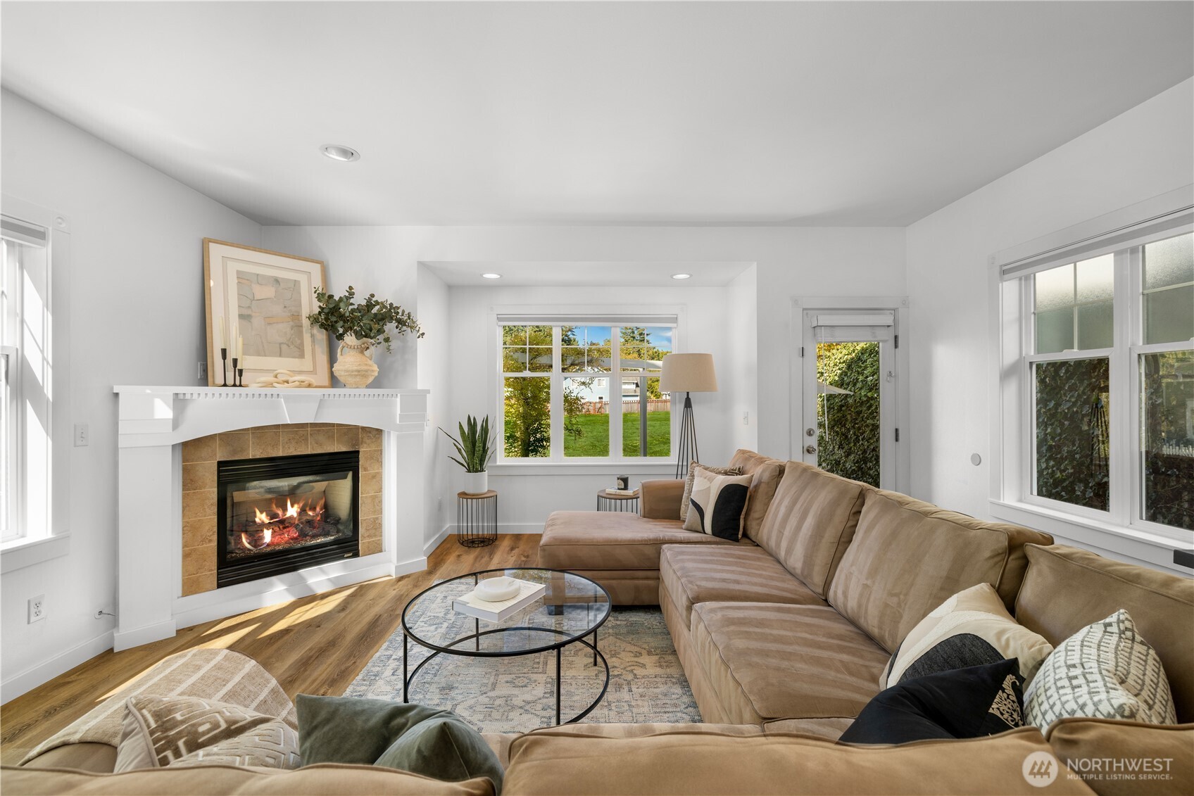 1827 Parade Grounds Avenue Property Photo 2