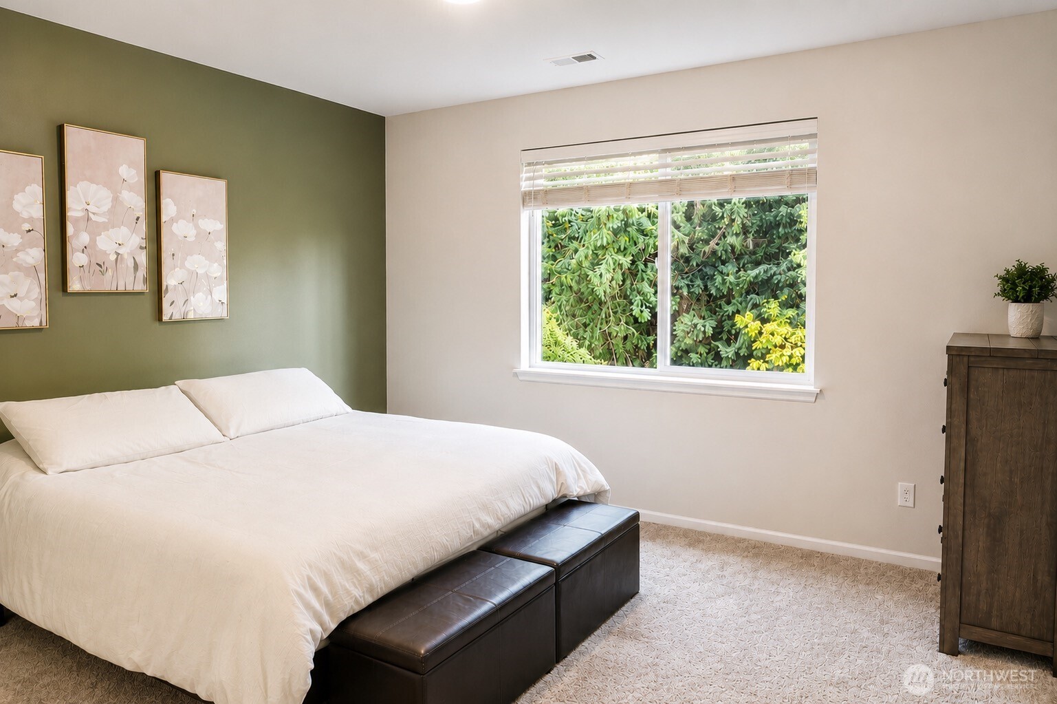 8221 285th Place Property Photo 12