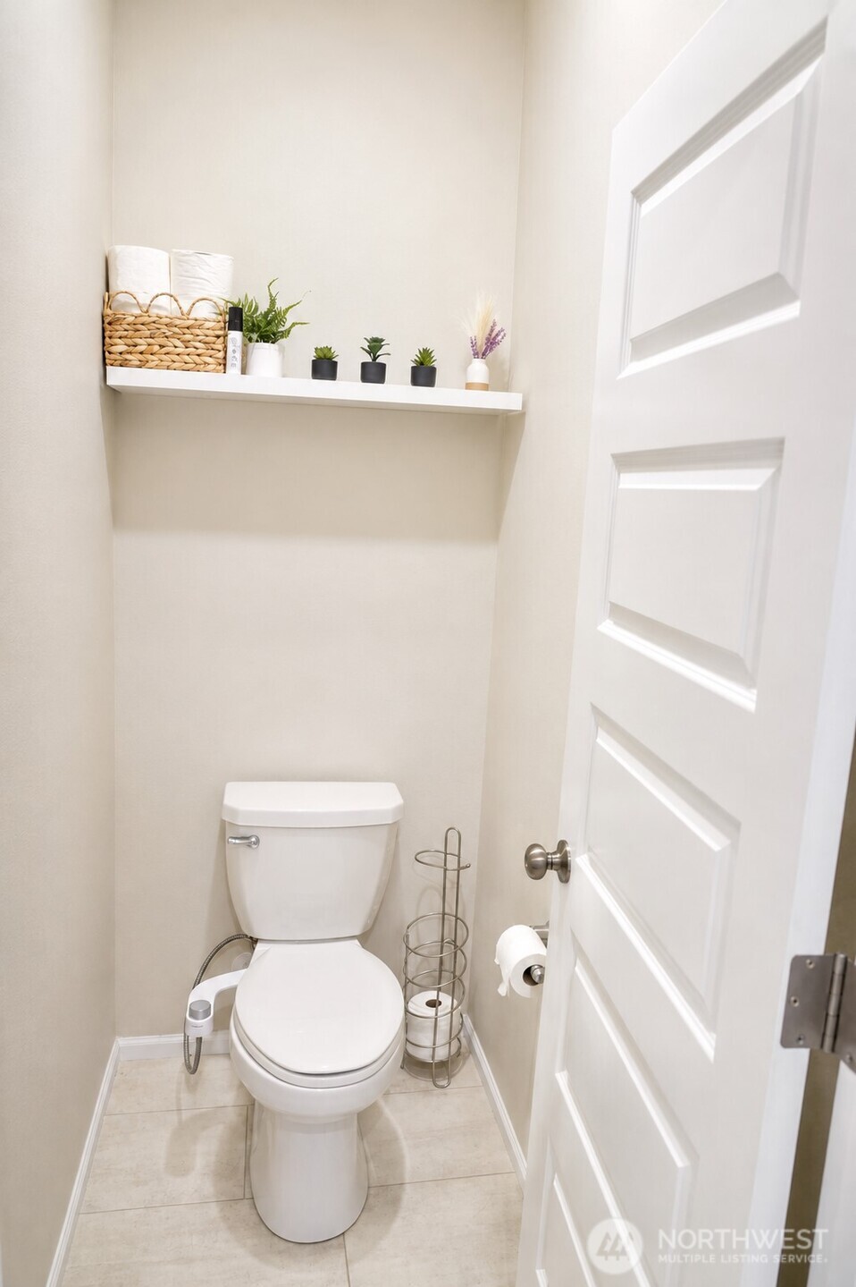 8221 285th Place Property Photo 16