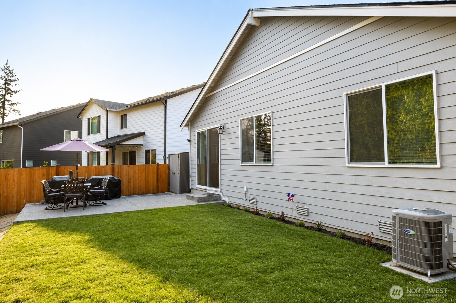 8221 285th Place Property Photo 18
