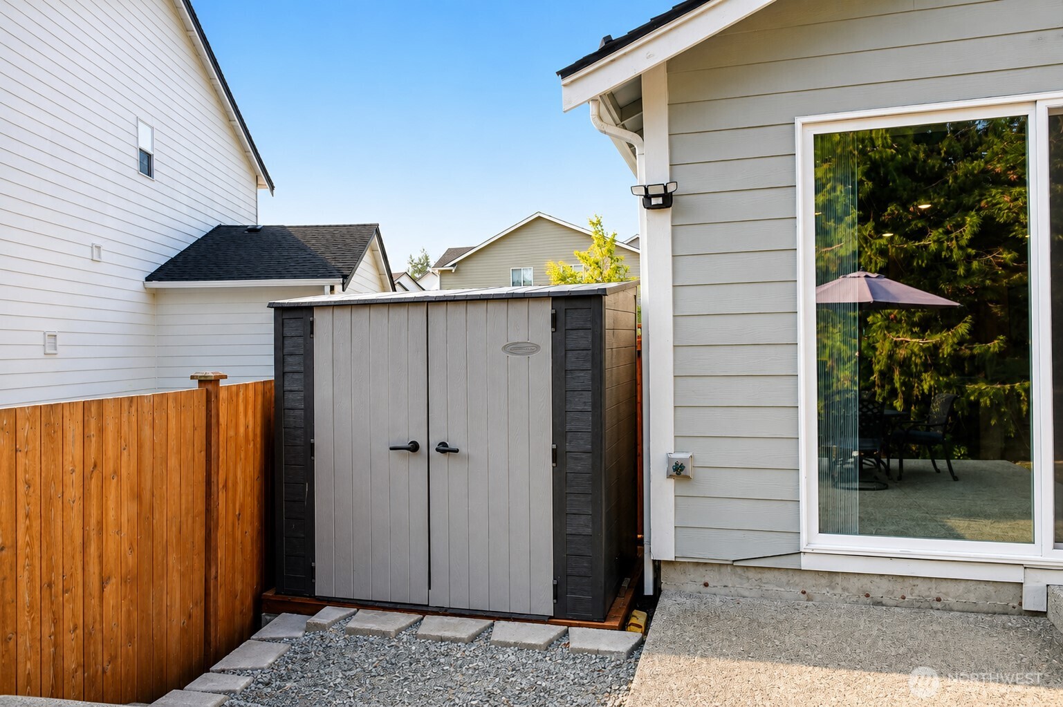8221 285th Place Property Photo 19