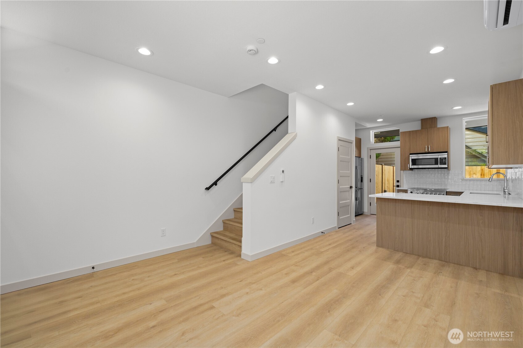 7009 9th Avenue Property Photo 5