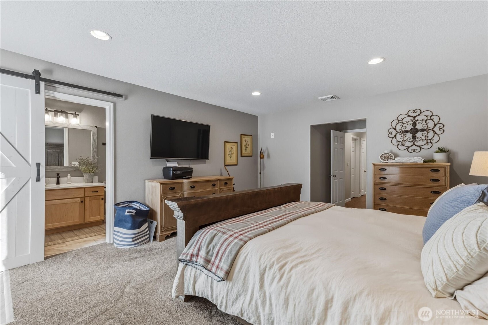 527 26th Avenue Property Photo 15