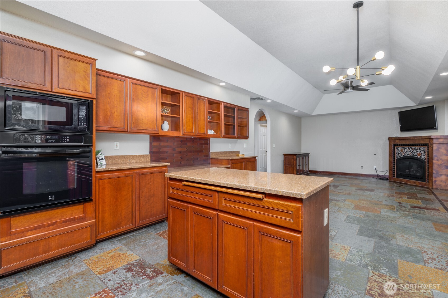 3223 Donnelly Drive Property Photo 27