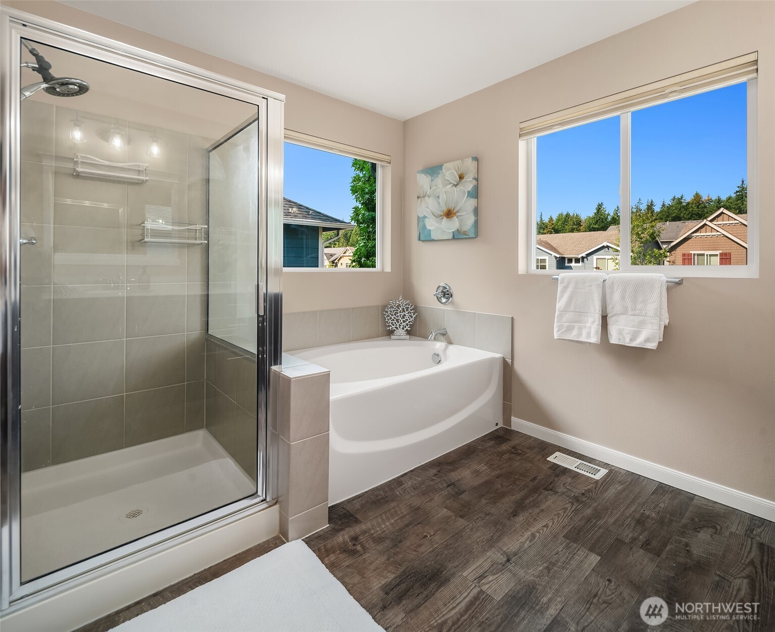 1886 Claret Loop Property Photo 21