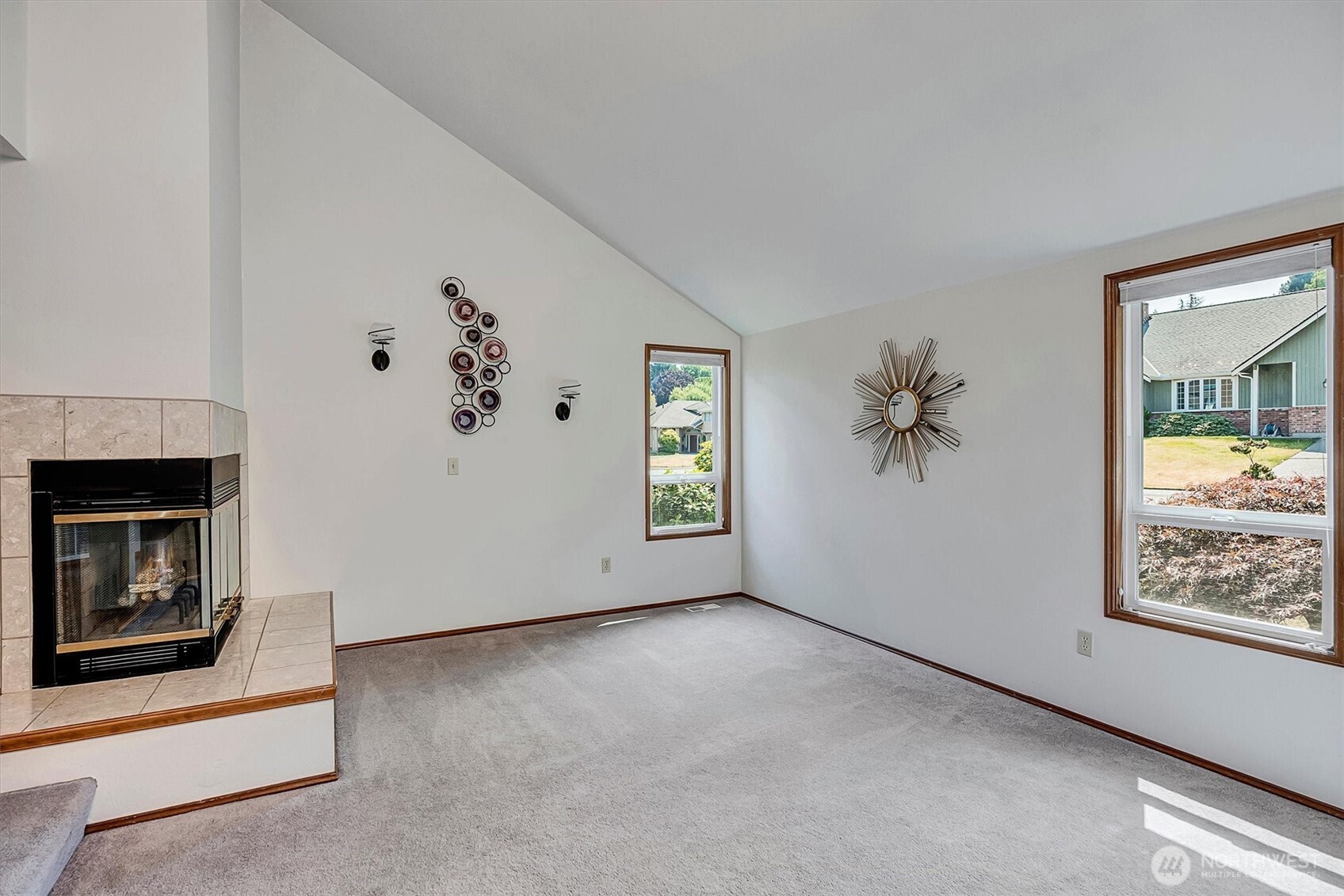 2403 238th Place Property Photo 5